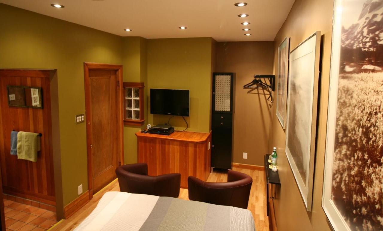 A La Carte Bed and breakfast Montreal
